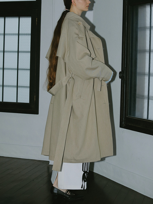 Sky hight tero trenchcoat｜Can be delivered｜アマイルオンラインショップ