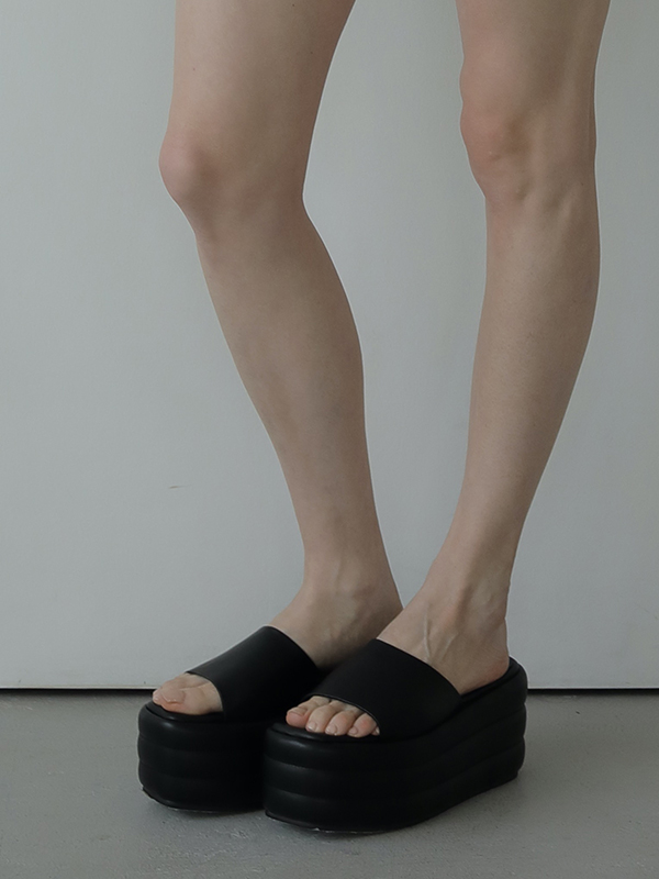 Platform bulky sandal