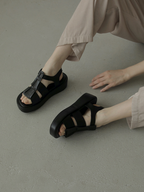 Black tea platform sandal｜Can be delivered｜アマイルオンラインショップ